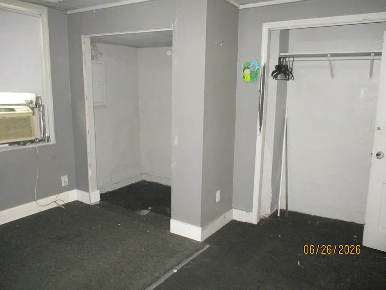 215 Baldwin Apt A - Photo 6_07062026