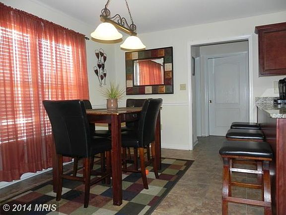 5th image of 101 Hamlin Dr