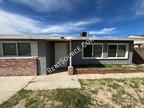 3rd image of 25522 Anderson Ave