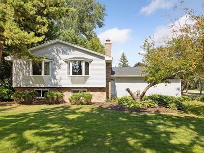 10410 32nd Ave N, Plymouth, MN, 55441