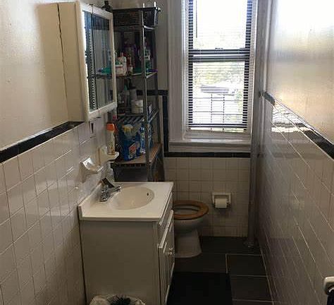 3rd image of 622 E 169th St APT 5B
