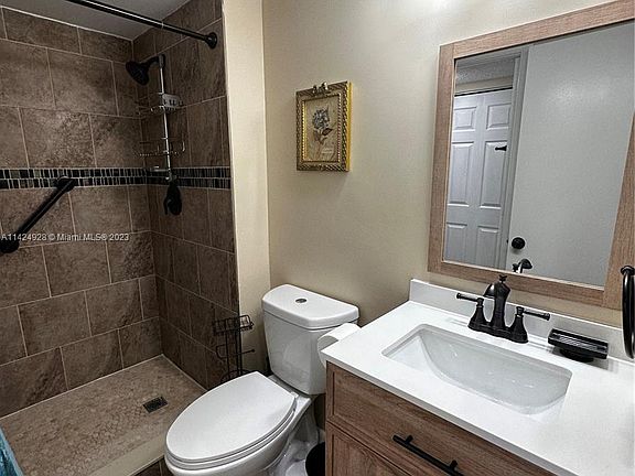 4th image of 9101 Lime Bay Blvd APT 207