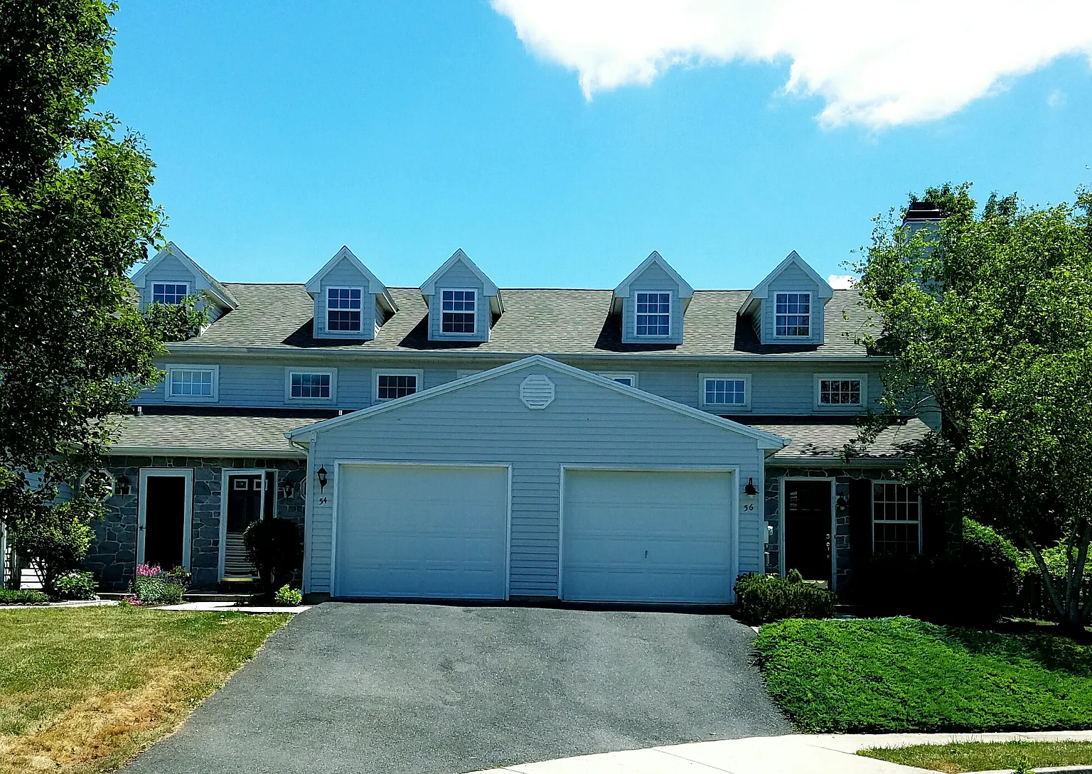 54 Warwick Cir photo 1