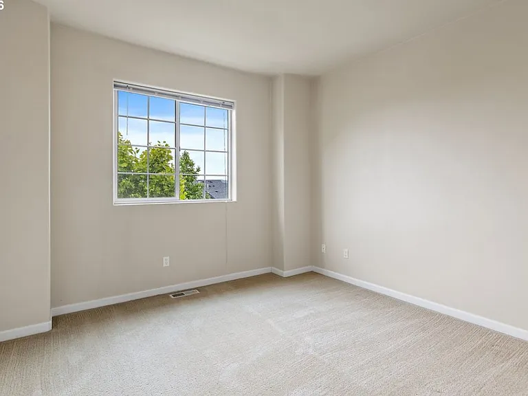 29087 SW Costa Cir W — Photo 6