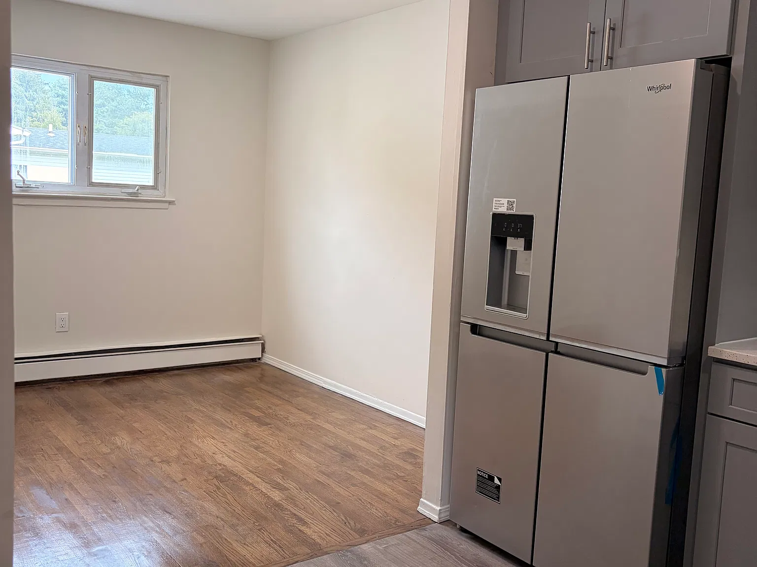 3 bed, 1100 sqft, $3,500 — Photo 4