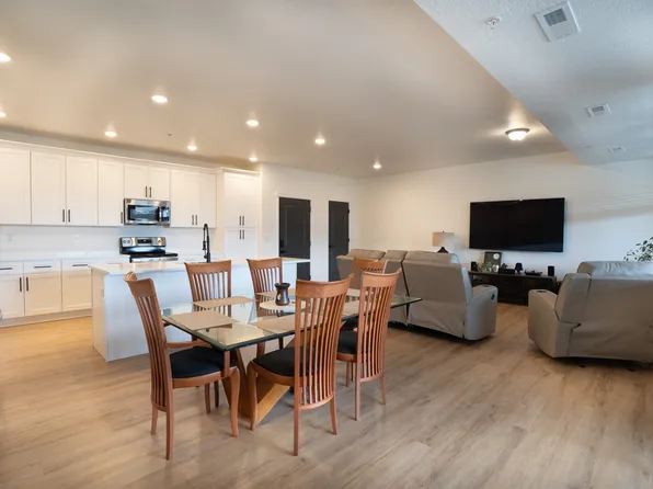 776 W Blue Magic Ln N #304, Midvale, UT 84047