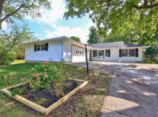 579 W Kemper Rd, Cincinnati, OH 45246