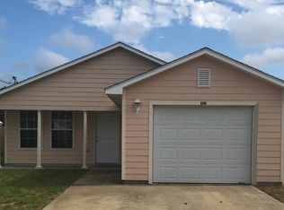 8496 Barrancas St, Navarre, FL 32566