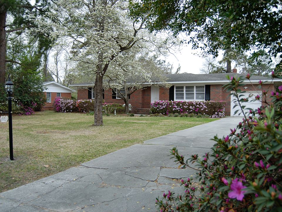 2nd image of 310 Pemberton Dr