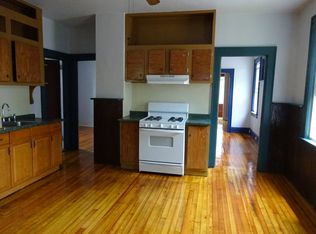 200 W 16th St, Linden, NJ 07036