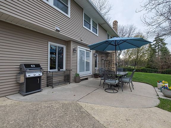 5th image of 24W600 Parkview Ct