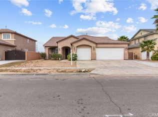 9011 Honeysuckle Ave, Hesperia, CA 92344