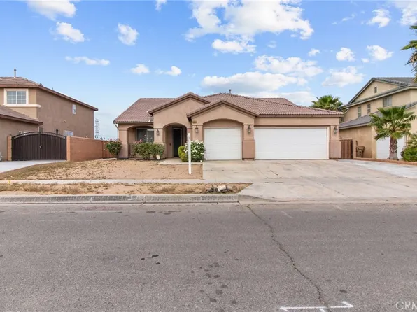 9011 Honeysuckle Ave, Hesperia, CA 92344