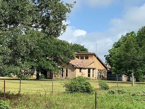 2nd image of 8201 Black Oak Ln