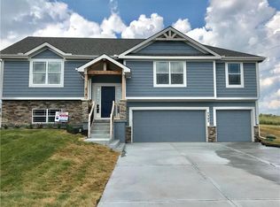7901 N Agnes Ave, Kansas City, MO 64119