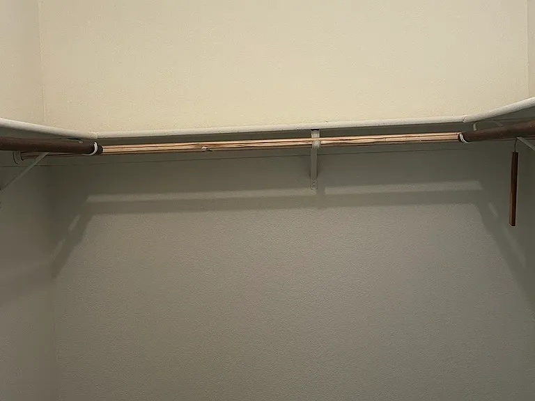 Summer Place Apartments — Photo 37