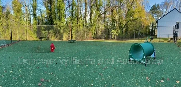 Woodland Park Apartments — Photo 20
