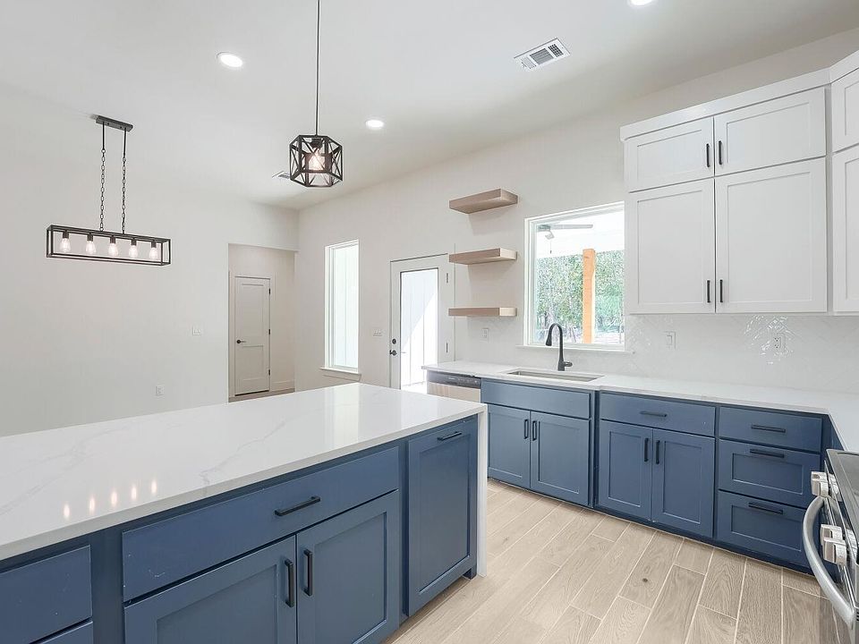 1st image of 334 Nene Ln