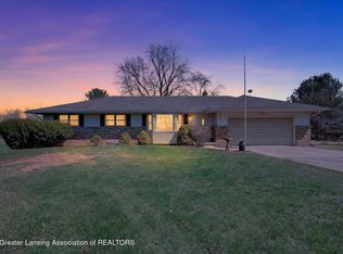13625 S Jones Rd, Eagle, MI