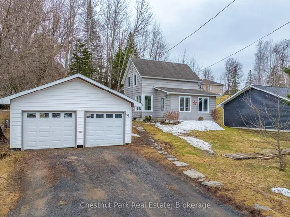 96 James St, Burk's Falls, ON P0A 1C0