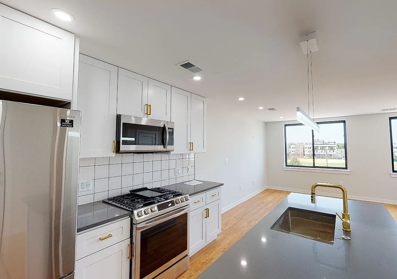 2636 Belgrade St, — Photo 3