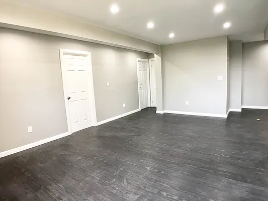 Rented by Bruma Realty LLC | media 16