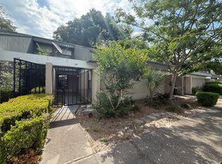 7200 SW 8th Ave #T128, Gainesville, FL 32607