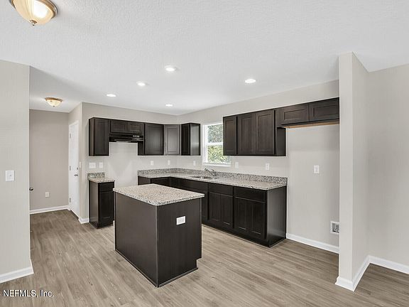4th image of 6699 GENTLE OAKS Drive E