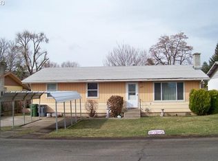 1408 N Willow St, La Grande, OR 97850