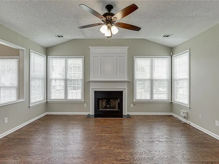 305 Leatherman Ct — Photo 16