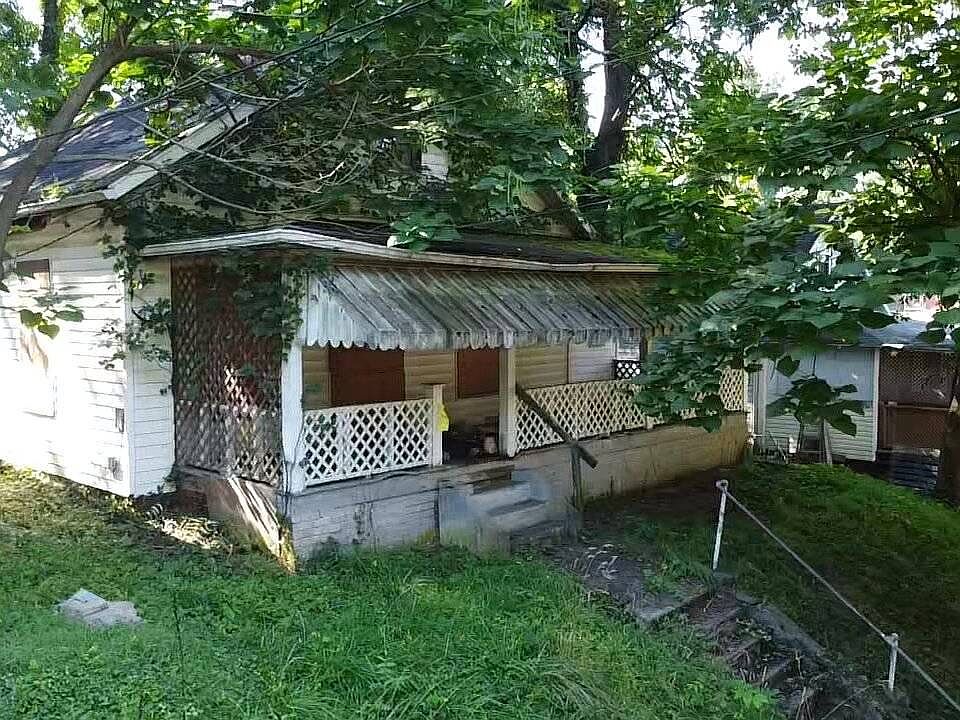 2nd image of 2805 Hite Ave