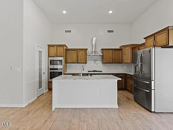 5th image of 408 Davis Greenwood Ct