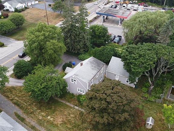 5th image of 140 Cowesett Ave