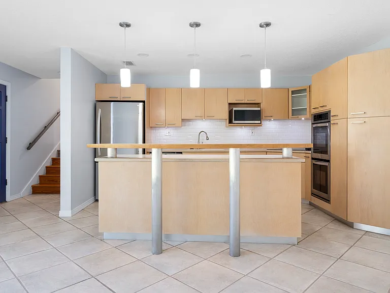 4420 W Fair Oaks Ave — Photo 5