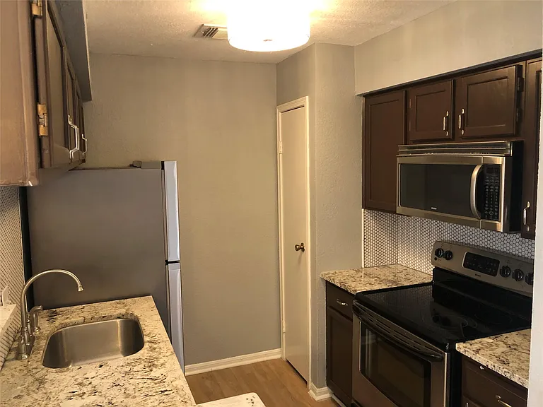 10615 Briar Forest Dr #107 — Photo 1