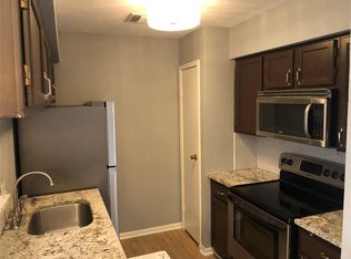 10615 Briar Forest Dr APT 107, Houston, TX 77042