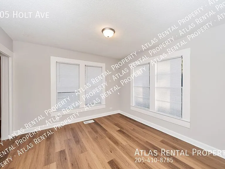 105 Holt Ave — Photo 15