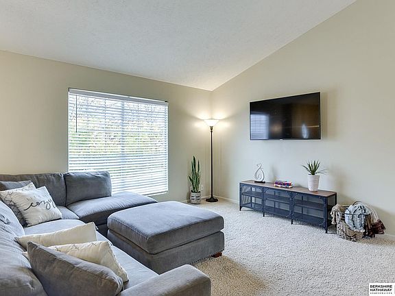 2nd image of 6614 N 148th St