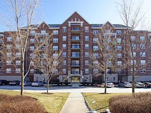 1st image of 410 W Mahogany Ct Unit 606