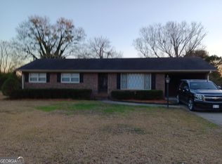 108 Woodmont Dr, Griffin, GA 30224