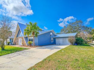 950 Sand Crest Dr, Port Orange, FL 32127