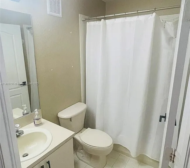8930 W Flagler St #101 — Photo 8