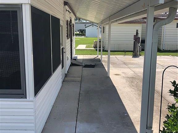 4th image of 5101 Shoreline Dr