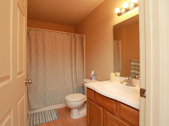 5th image of 4332 Franzosen Dr APT 1