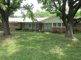 7911 Bennett Ave, Saint Louis, MO 63117