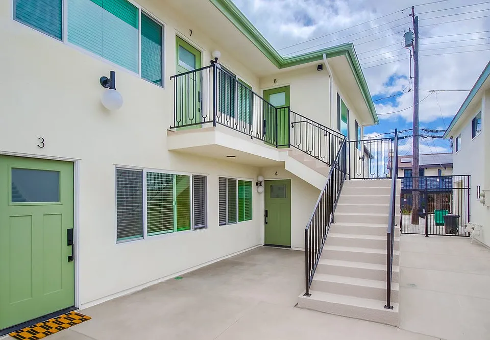 4449 Central Ave #7
