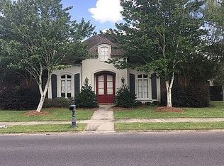 8709 Glenfield Dr, Baton Rouge, LA 70809