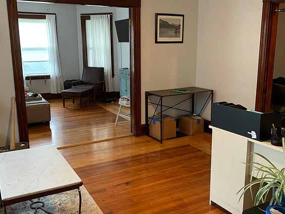 3rd image of 30 Bradford St