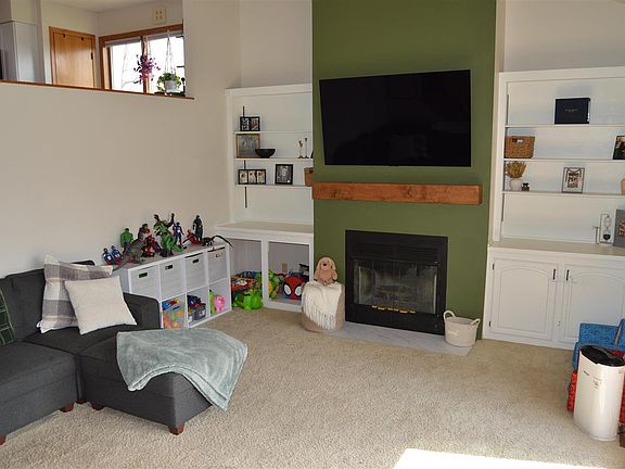 2nd image of 1708 Whitters Way NW