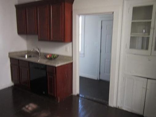 5th image of 2216 Governor Nicholls St